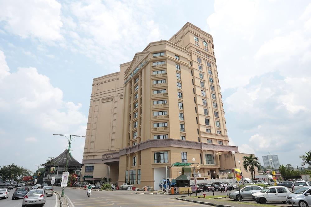 Imperial Riverbank Hotel Kuching Eksteriør bilde